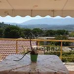 Sara Guesthouse
