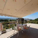 Sara Guesthouse